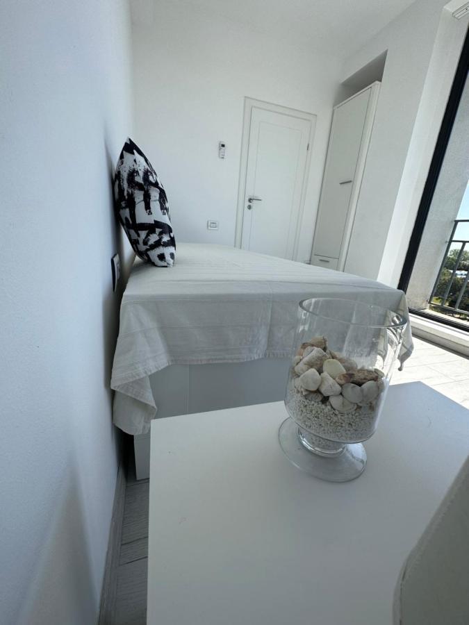 Neptun Home With Sea View מראה חיצוני תמונה